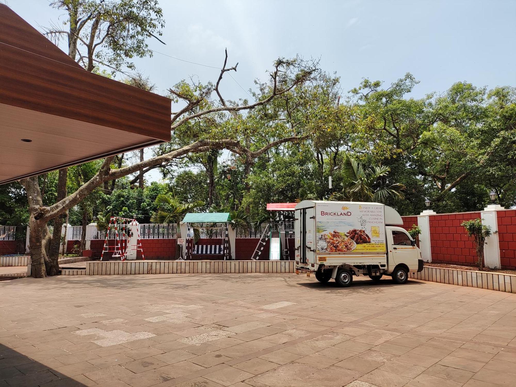 Jaffer Bhai'S Brickland Hotel Panchgani Ngoại thất bức ảnh