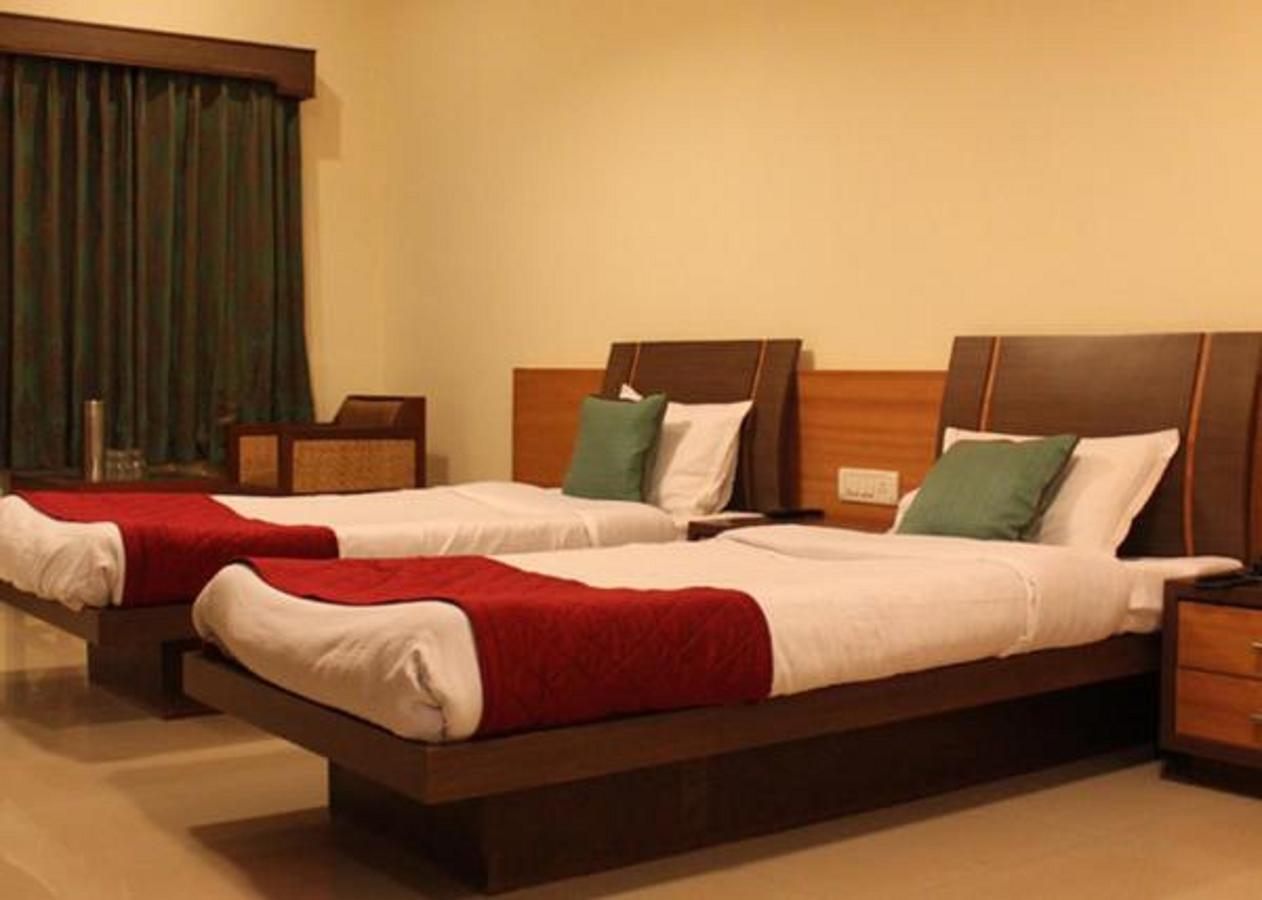 Jaffer Bhai'S Brickland Hotel Panchgani Ngoại thất bức ảnh